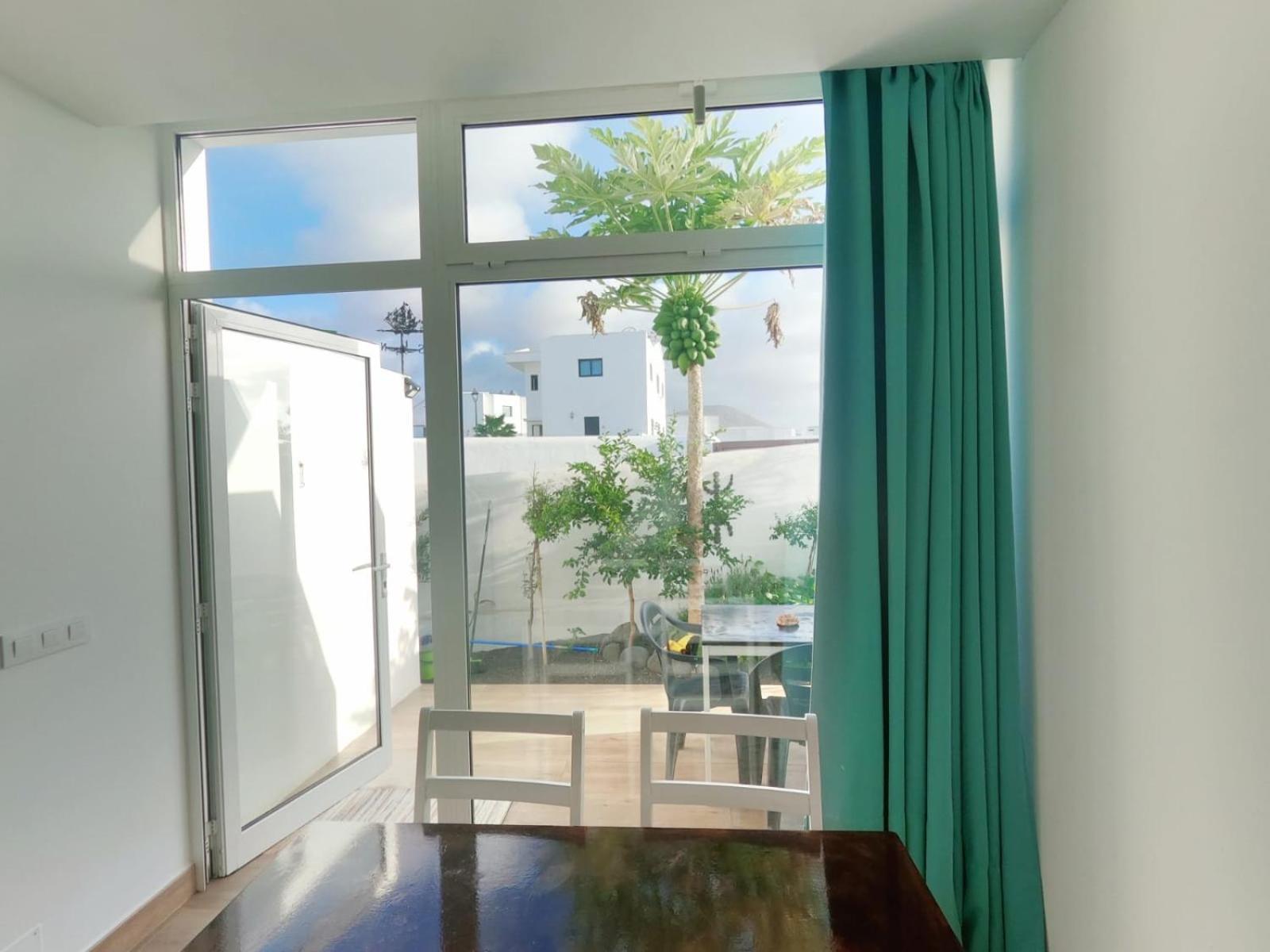 Jardin Del Mar Apartment Tinajo Bagian luar foto