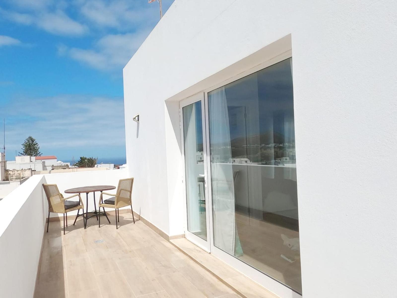 Jardin Del Mar Apartment Tinajo Bagian luar foto